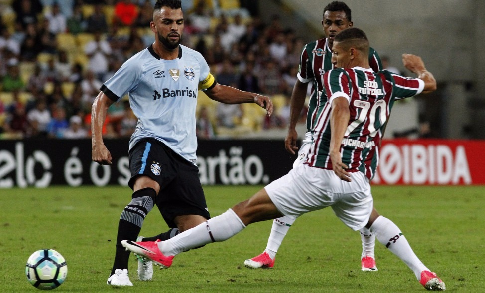 Com dois de falta, Grêmio bate o Flu no Maracanã Foto: Divulgação