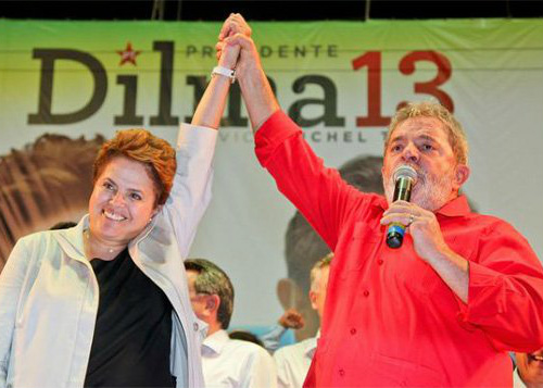 PT, aos 34, enfrenta sua própria encruzilhada Partido dos Trabalhadores comemora nesta segunda-feira mais um aniversário, vivendo emoções contraditórias