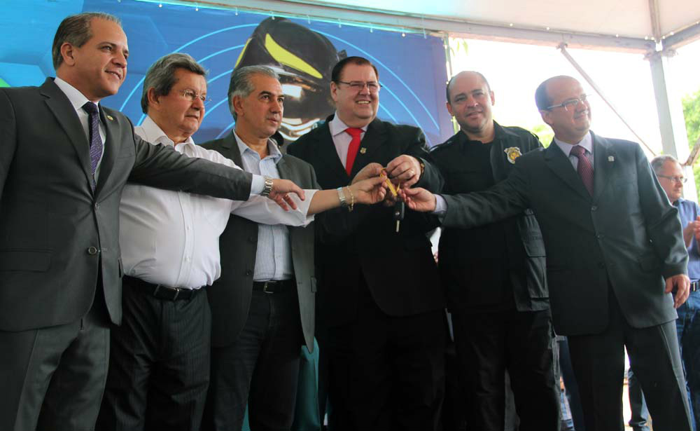 Agepen recebe viatura para operações táticas em presídios