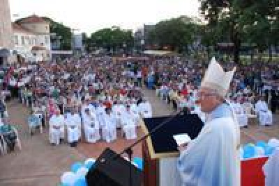 Igreja Católica celebra os 10 anos de sagração de Dom Redovino Rizzardo Igreja Católica celebra os 10 anos de sagração de Dom Redovino Rizzardo