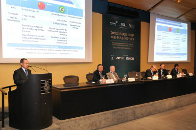 Governo apresenta a chineses oportunidades de parcerias para implantar ferrovias Governo apresenta a chineses oportunidades de parcerias para implantar ferrovias