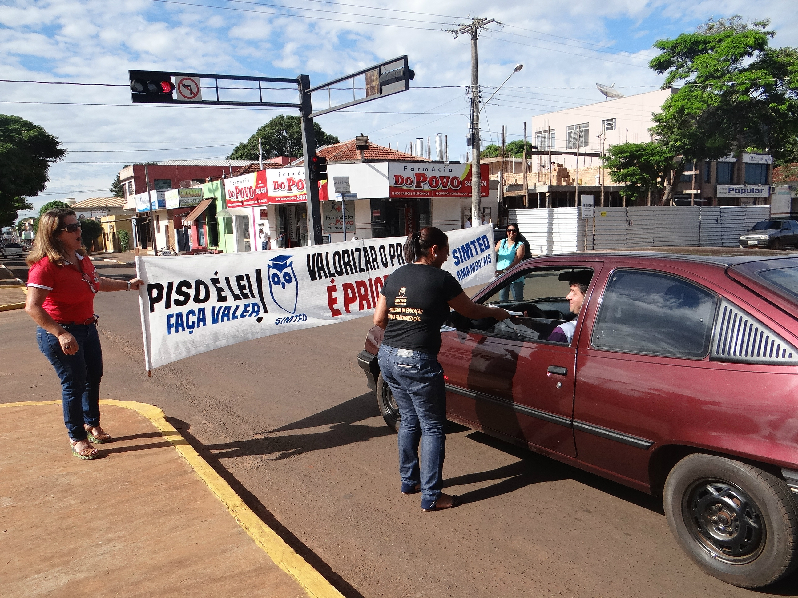 Manifestação pública reivindicando o pagamento do Piso de 20 horas. Foto: Moreira Produções.