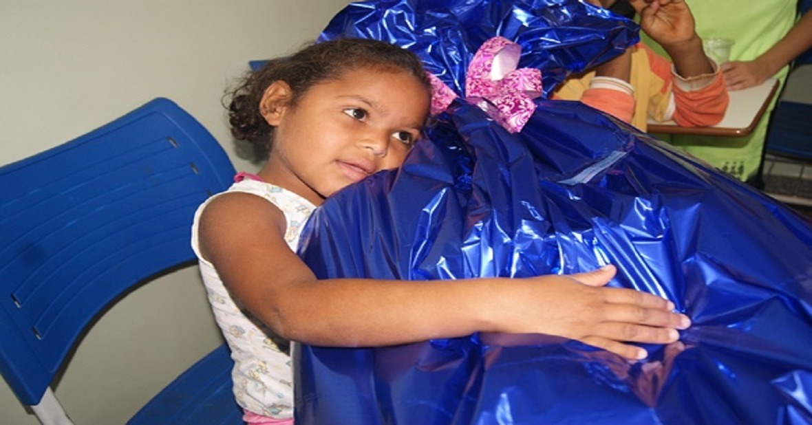 Padrinhos farão o Natal das crianças na Rede Solidária Divulgação
