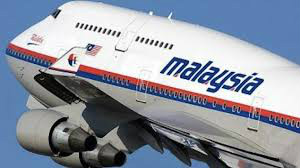 Avião da Malaysia Airlines desaparece na Ucrânia, diz empresa