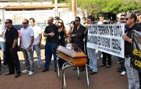 Sindicato da PF chama Força Nacional de 'polícia inventada' em protesto contra cortes