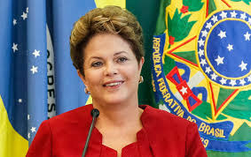Dilma diz que não abre mão de direitos no FMI, mas cobra mudanças no fundo Dilma diz que não abre mão de direitos no FMI, mas cobra mudanças no fundo