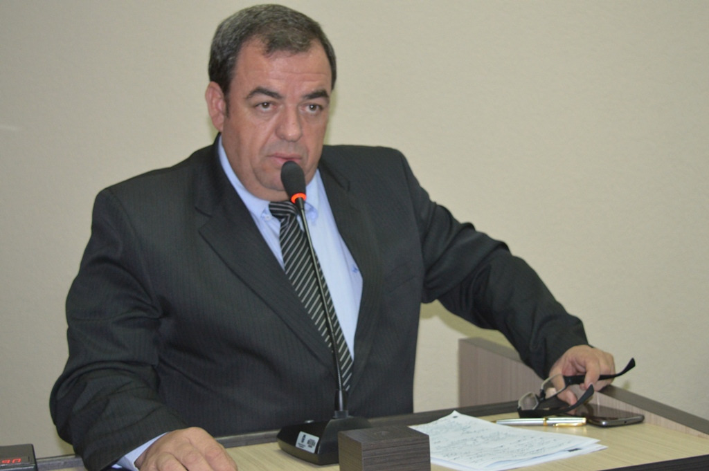 Vereadores de Amambai iniciam trabalhos legislativos de 2018 Presidente do legislativo, vereador Dilmar Bervian / Foto: Moreira Produções