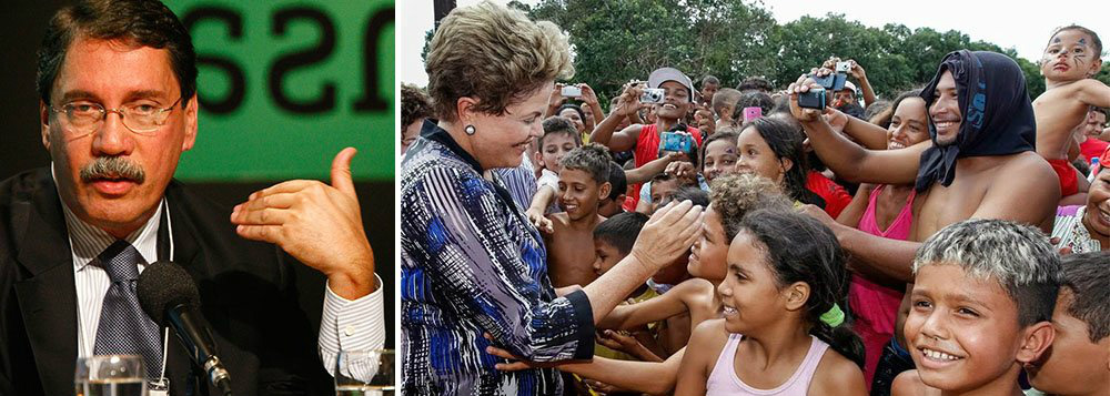 Merval: Nordeste segue como fortaleza de Dilma Colunista Merval Pereira vê cenário preocupante para a presidente Dilma Rousseff em pesquisa Datafolha; no entanto, constata que ela continua vencendo em praticamente todas as regiões do país, com exceção do Sudeste, onde está em empate técnico com o tucano Aécio Neves; “no Nordeste, ela vence Aécio de 49% a 10%”, ressalta