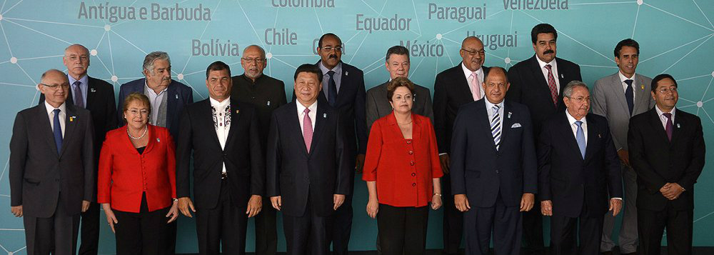 Segundo a presidente Dilma Rousseff, que participou do encontro entre representantes da América Latina e Caribe e o presidente Chinês, Xi Jinping, o fundo deve ter um capital inicial de US$ 10 bilhões;