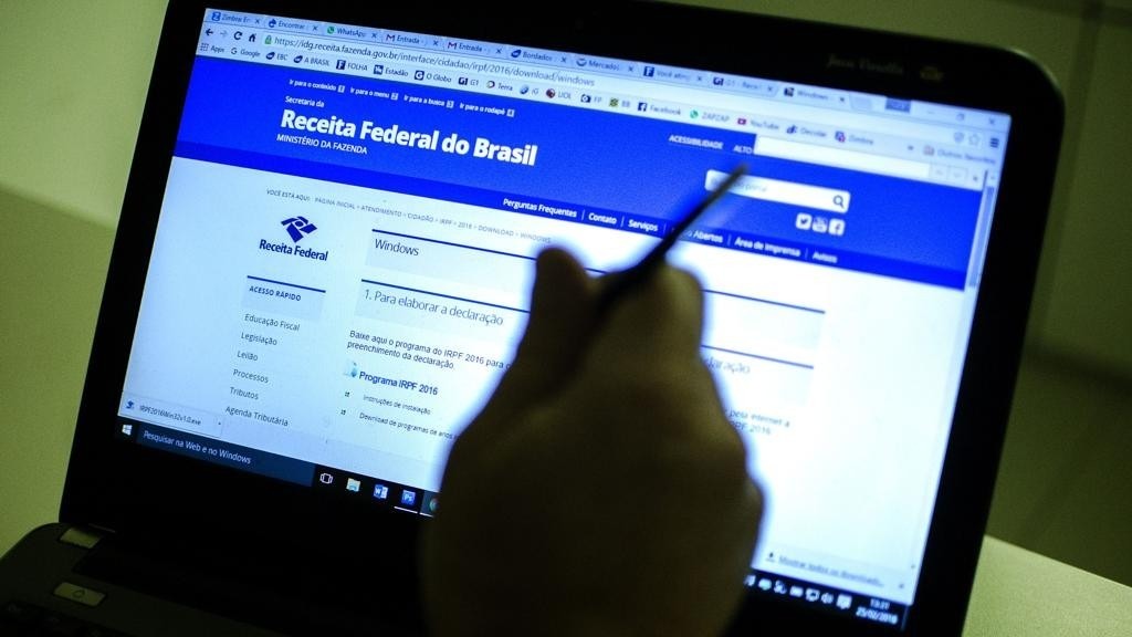 Receita paga hoje as restituições do último lote do IRPF 2018 Divulgação.
