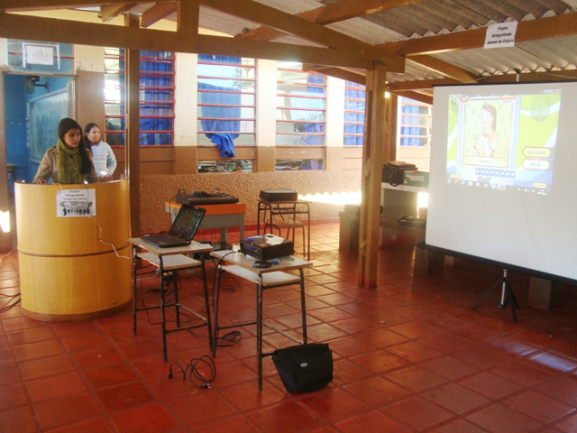 A etapa escolar aconteceu por meio do aplicativo soletrando, onde os alunos destaques de cada turma fizeram seus testes e entre os finalistas foi escolhido o representante.
