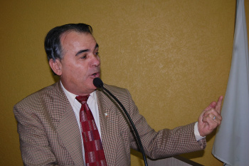 Vereador Prego preocupado com as condições de saúde da população / Foto: Moreira Produções  