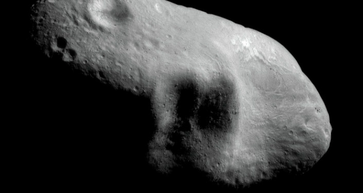Asteroide do tamanho de 4 campos de futebol passa neste sábado próximo da Terra