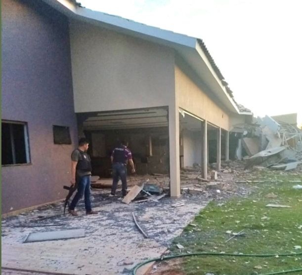 Clima de guerra em Ypejhú, no Paraguay, na fronteira com Paranhos (MS) As propriedades atacadas correspondem à família Alderete Peralta.