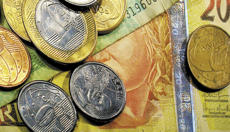 Governo federal devolveu à sociedade mais da metade dos tributos pagos em 2014 Governo federal devolveu à sociedade mais da metade dos tributos pagos em 2014