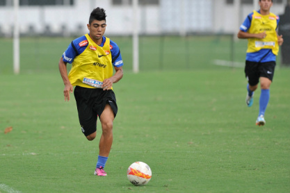 Aos 16 anos Gabigol vale R$ 131 milhões e é a maior promessa do Santos Canhoto e com chute potente de pé esquerdo, o garoto tem sido preparado para ser um novo craque Divulgação