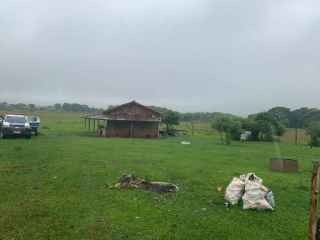 Comércio de cidade baiana fecha durante velório de líder de facção morto em MS Quadrilha estava escondida em chácara / Foto: Divulgação
