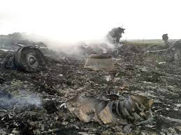 Rebeldes pró-Rússia encontram objetos que podem ser caixas-pretas de avião