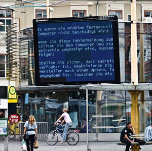 Se a BSOD já é desesperadora em inglês, imagine no idioma alemão, não é mesmo? Obviamente esse caso aconteceu na própria Alemanha e os nativos não pareceram ligar muito para o problema fatal.