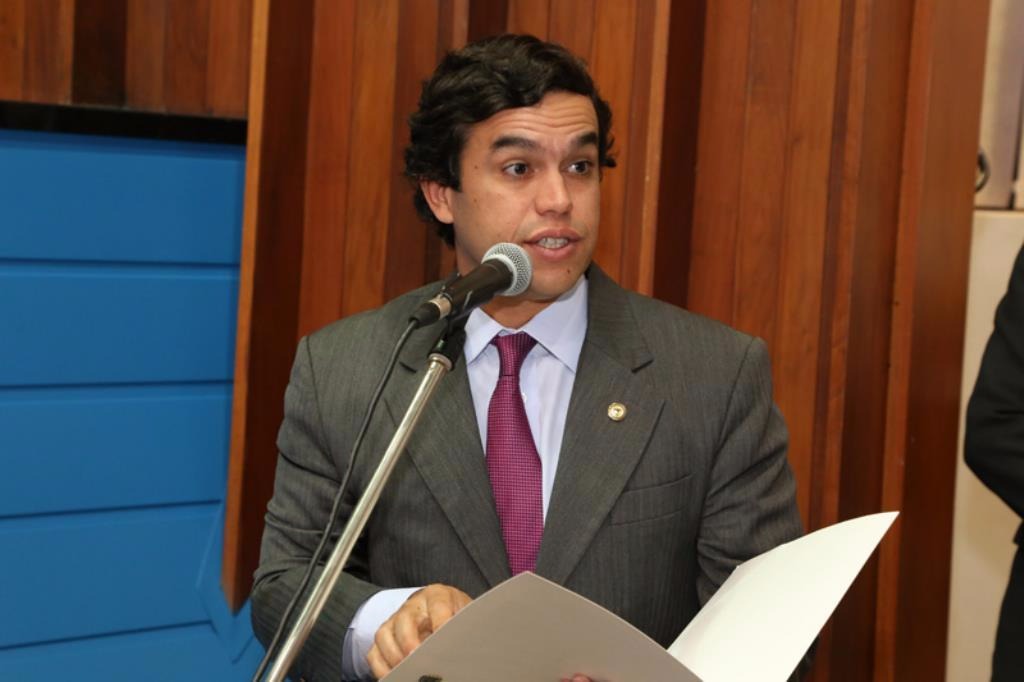 Proposta é do deputado Beto Pereira, que também apresentou outro projeto de lei na sessão de hoje