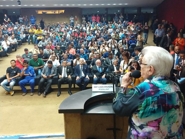 Ato no auditório da Câmara dos Deputados é novo capítulo da disputa que envolve proposta de venda de estatais / Foto: Cristiane Sampaio