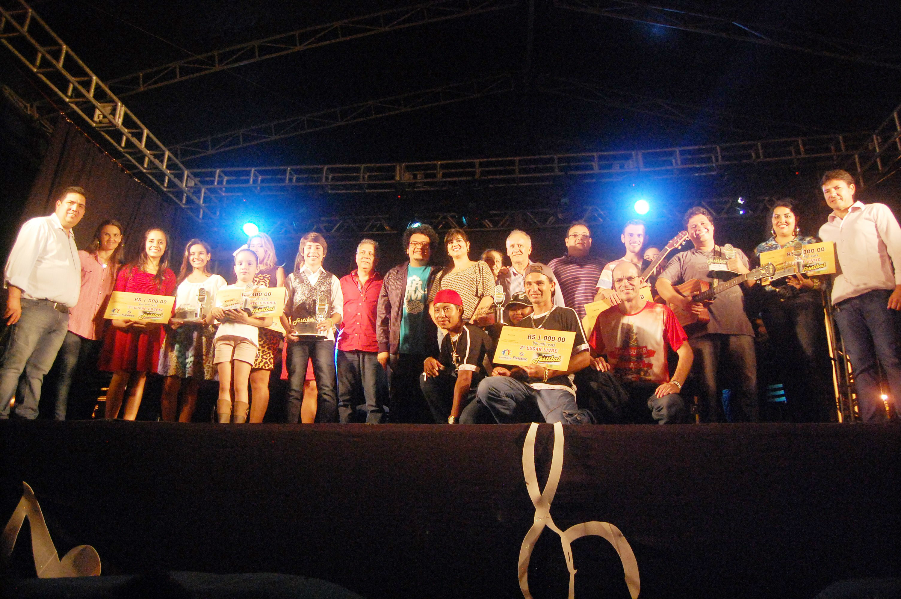 Os campeões da 6ª edição do Festival de Música de Amambai / Foto: Moreira Produções