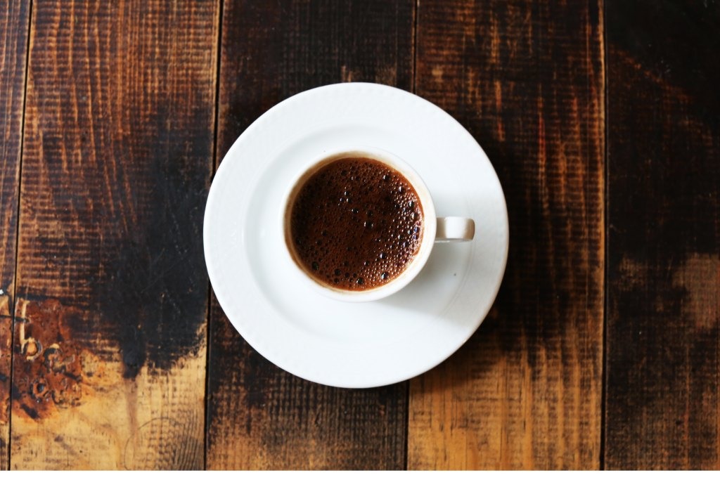Café pode ajudar no combate do Parkinson e demência, diz estudo