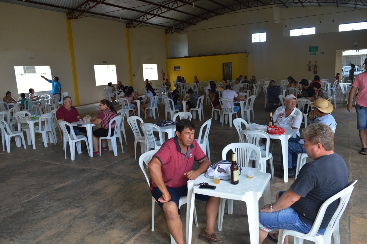 Filiados estiveram reunidos para um almoço / Foto: Moreira Produções