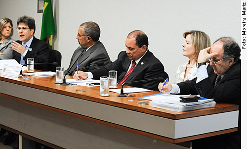 CDH debate paz no trânsito e normas para o trabalho dos motoristas CDH debate paz no trânsito e normas para o trabalho dos motoristas