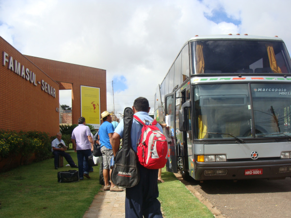 800 produtores rurais de MS seguem para Brasília em defesa do novo Código Florestal 800 produtores rurais de MS seguem para Brasília em defesa do novo Código Florestal