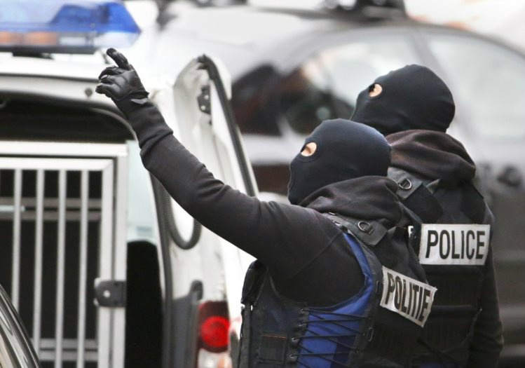 Presos suspeitos de planejar ataques terroristas durante o reveillon em Bruxelas