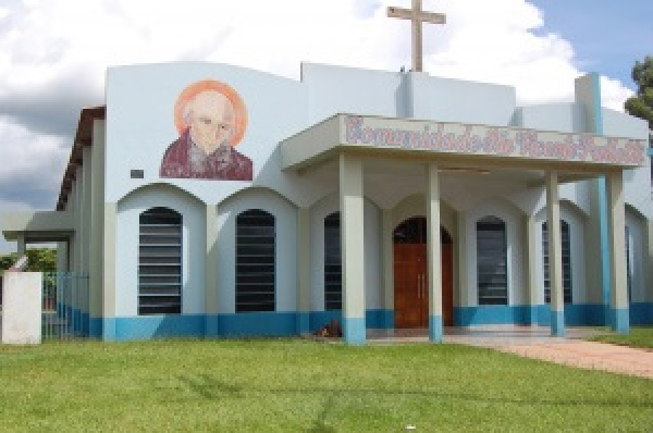 Agenda de eventos e opções de lazer para Amambai e região Comunidade São Vicente Pallotti comemora seu padroeiro. Foto: Moreira Produções.