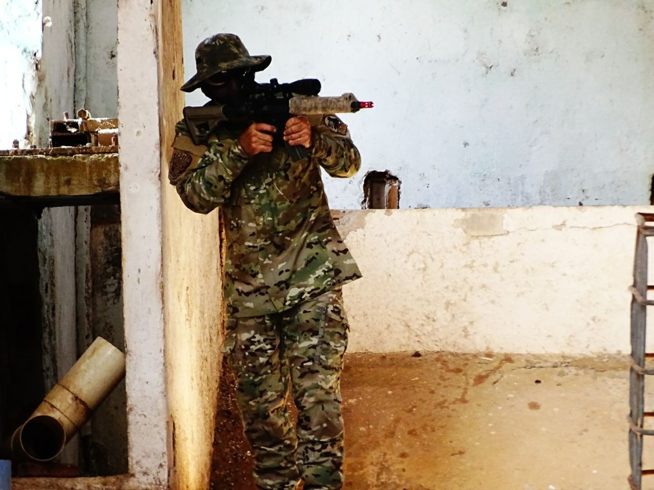 Airsoft: um esporte de aventura que vem ganhando adeptos em Amambai O esporte simula operações militares
