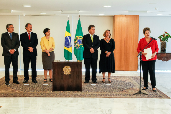 Brasil Carinhoso retirou cinco milhões de crianças e jovens da extrema pobreza