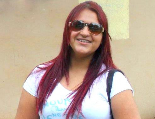 Grande parte dos eleitores facultativos de Amambai vai às urnas no domingo (7) Josiane Godoy Brum Pinto, tem 16 anos e vota esse ano pela primeira vez