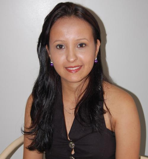 Aluna do Pet Cursos é aprovada em 1º lugar em concurso A aluna Aline Regina Oliveira de Lima.