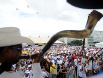 * Data para votação do novo Código Florestal divide ruralistas no Congresso
