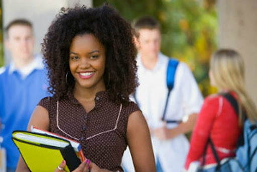 Bolsa de estudos aumenta possibilidades para negros na carreira diplomática Bolsa de estudos aumenta possibilidades para negros na carreira diplomática