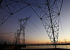Pane em transformador de Itaipu deixou sete cidades de MS sem energia Pane em transformador de Itaipu deixou sete cidades de MS sem energia