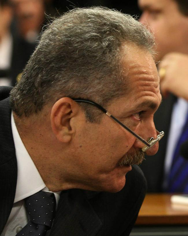 Planalto confirma em 'off’ Aldo como novo ministro Planalto confirma em 'off’ Aldo como novo ministro