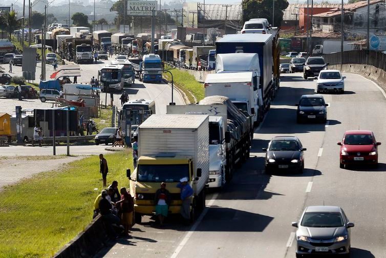 Greve dos caminhoneiros em maio de 2018 - (Thomaz Silva/Agência Brasil)