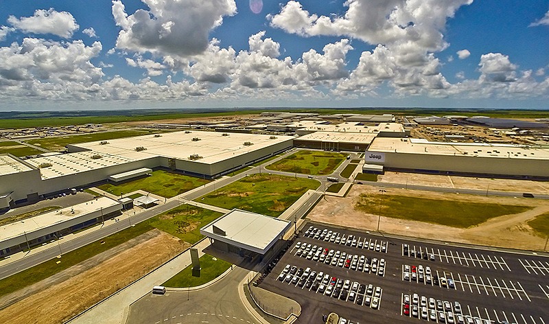 Em nota, a FCA se posicionou na terça (31), anunciando a instalação de um hospital de campanha em Goiana -/ Foto: Rafael Neddermeyer