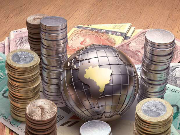 Exportações estão em crescimento de 12,4% em julho Exportações estão em crescimento de 12,4% em julho