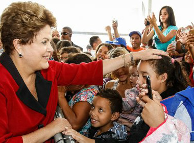 CNT: 58% aprovam Dilma e 73%, Mais Médicos CNT: 58% aprovam Dilma e 73%, Mais Médicos