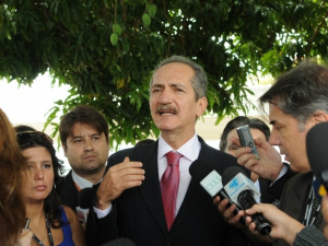 Aldo Rebelo é confirmado novo ministro do Esporte Aldo Rebelo é confirmado novo ministro do Esporte