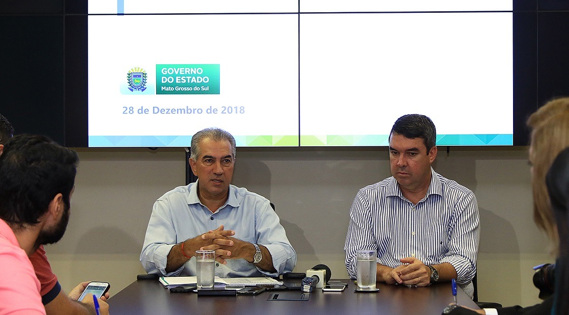 Ao lado do secretário Eduardo Riedel, Reinaldo Azambuja apresentou nomes dos novos secretários para gestão 2019/2022