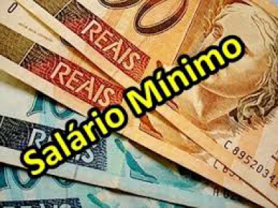 Proposta orçamentária prevê salário mínimo de R$ 788,06 para 2015 Mínimo em 2015 será de R$ 788,06