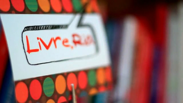 Projeto incentiva leitura, troca de livros e ocupação do espaço urbano
