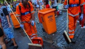 Companhia de limpeza do Rio retira 222 toneladas de lixo do Sambódromo