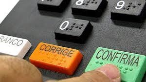 Candidatos poderão usar recursos próprios nas campanhas Candidatos poderão usar recursos próprios nas campanhas